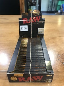 DDK Marketing - raw black rolling papers 1/4