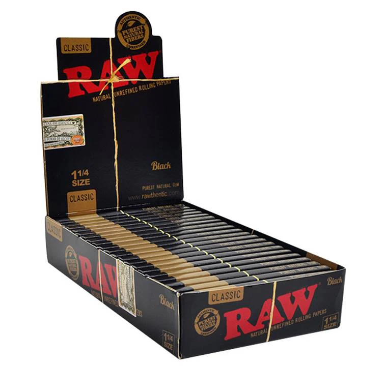 MAPLE CRAFT - Raw Black Rolling Paper 1 1/4 Main Image