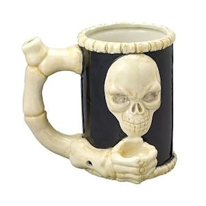 West Coast Gifts  - Skull & Bones Mug Pipe