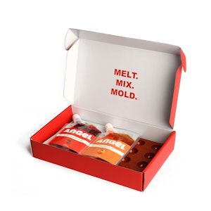 West Coast Gifts - DIY Gummy Making Kit