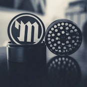 MYSTER - 4-Piece Grinder