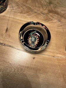 Accessories - Glass Ashtray - flaming skull