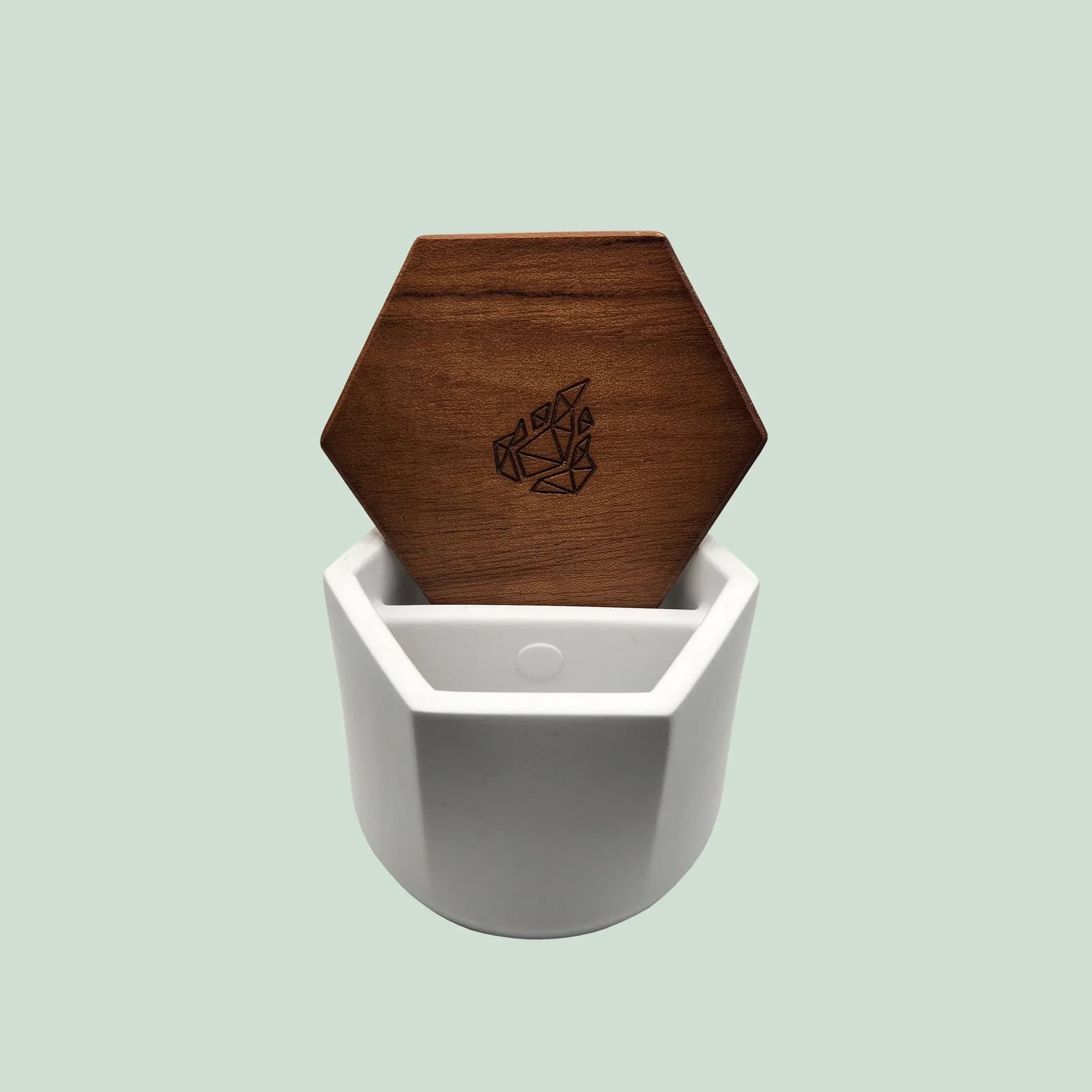 Malua Concrete Storage Jar / BRNT - White