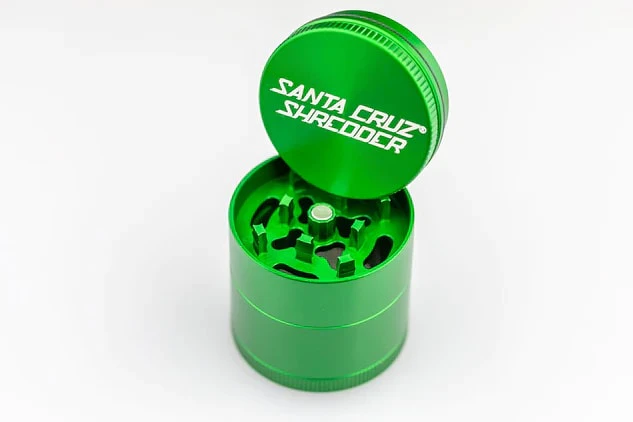 Smoke Arsenal - SANTACRUZ 4PC SMALL GRINDER-GREEN Main Image
