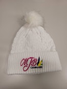 WHITE POM POM TOQUE