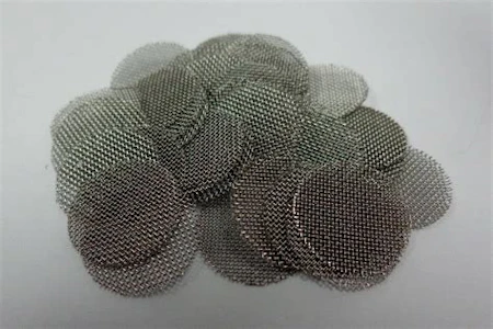 Maq Distributors  - Metal Screens (smallest)