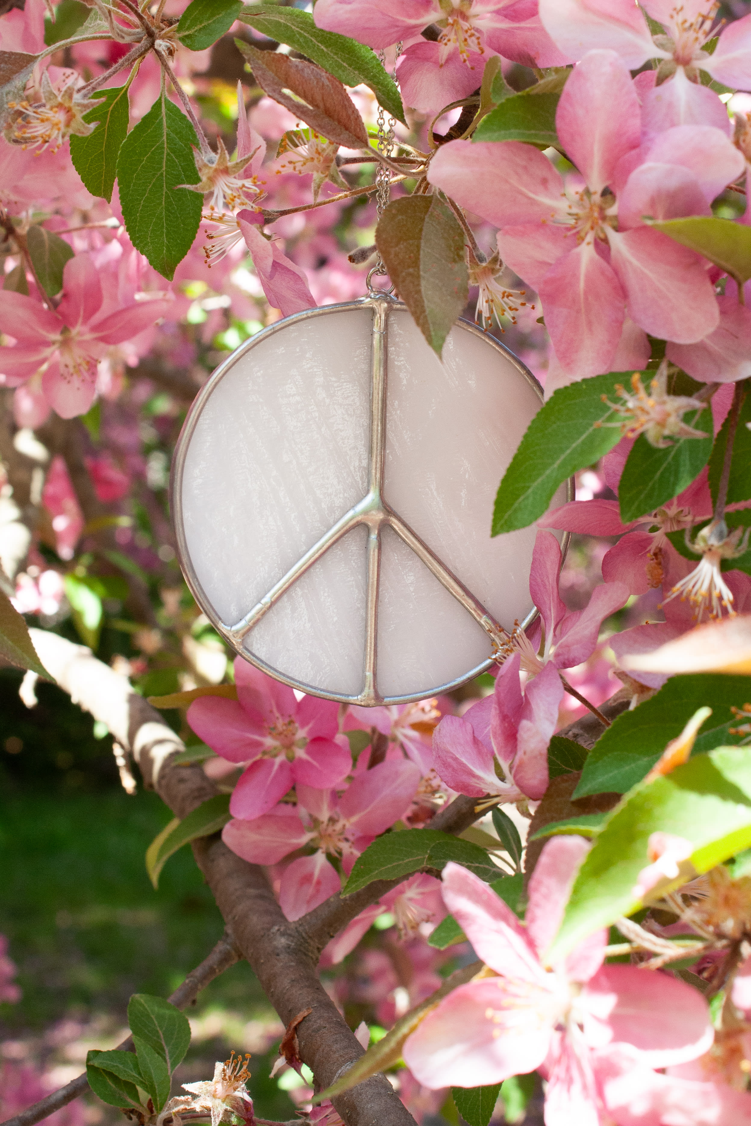 Stained Glass Peace Sign - Clear Oil Slick