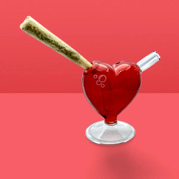 Bubbler Glass - Heart Bubbler Main Image