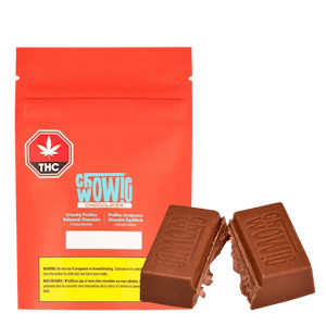 APHRIA INC. - Chowie Wowie | Crunchy Praline Balanced Chocolate