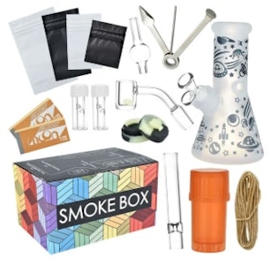 Humble and Fume - Smoke Box Water Pipe and Smoking Kit 7.75" Colors Vary