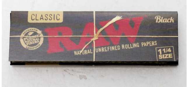 RAW - RAW Black Natural Unrefined Rolling Paper