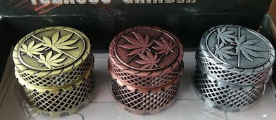 4-Piece Leaf Grinder - MAGNETIC