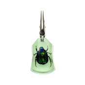 GLOW-IN-THE-DARK CHAFER CLIP