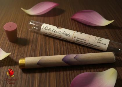 ROLLS AND PETALS - LOTUS PETAL CONE GLASS TIP | BLUE