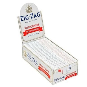 SMOKE ARSENAL - ZIG ZAG White Kutcorners Slow Burning Rolling Papers