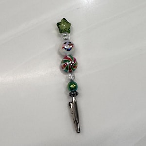 Dawn till Dusk Art - Green (big swirl) Christmas Snowman Roach Clip
