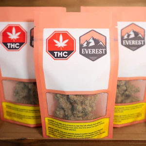 Everest - Iced Peach 7g Dried Flower