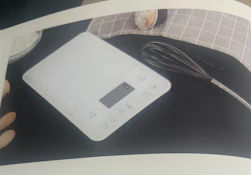 Battery scale - Your personal nutritionist