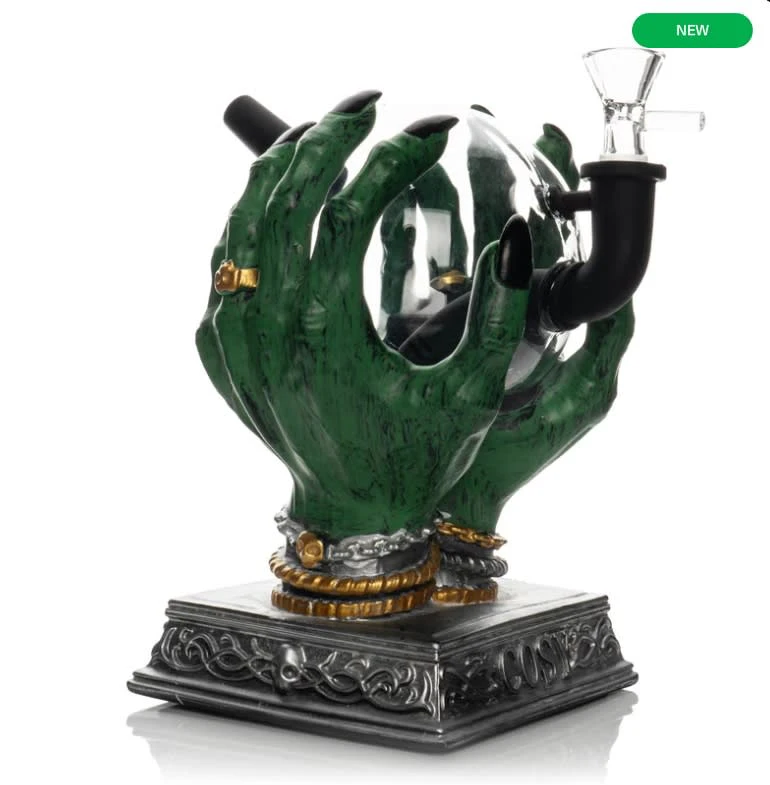 WEST COAST GIFTS - 7.5" Divination Water Pipe Main Image