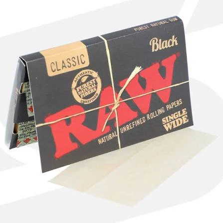 RAW PAPERS - Raw Black Rolling papers single wide Main Image