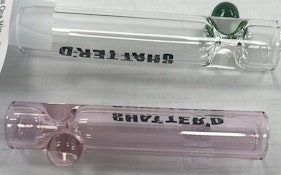 36715 - Glass One Hitter Chillum 3"
